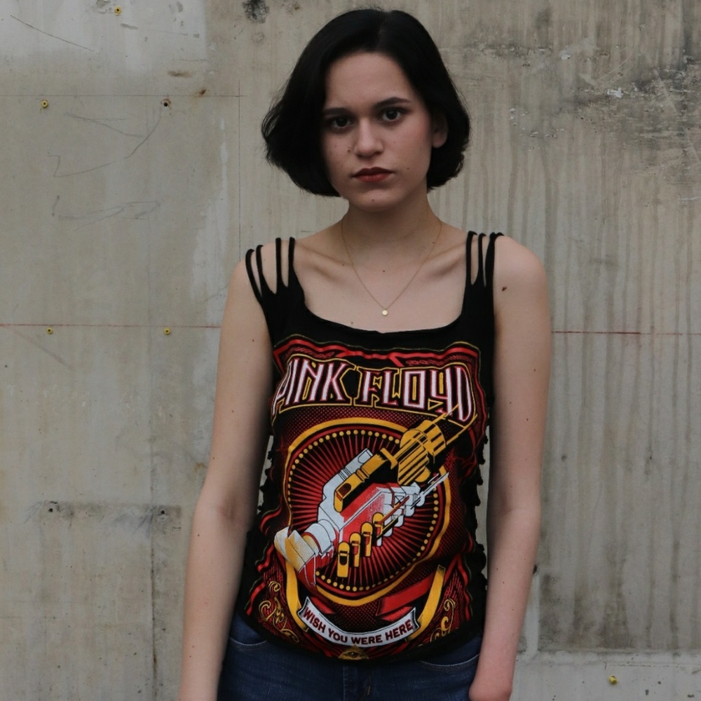 Pink Floyd Hands Slashed Sleeves Tied Sides Tee